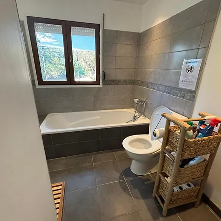 Holiday home Maison Familiale Avec Grand Jardin Et Jeux Enfants *